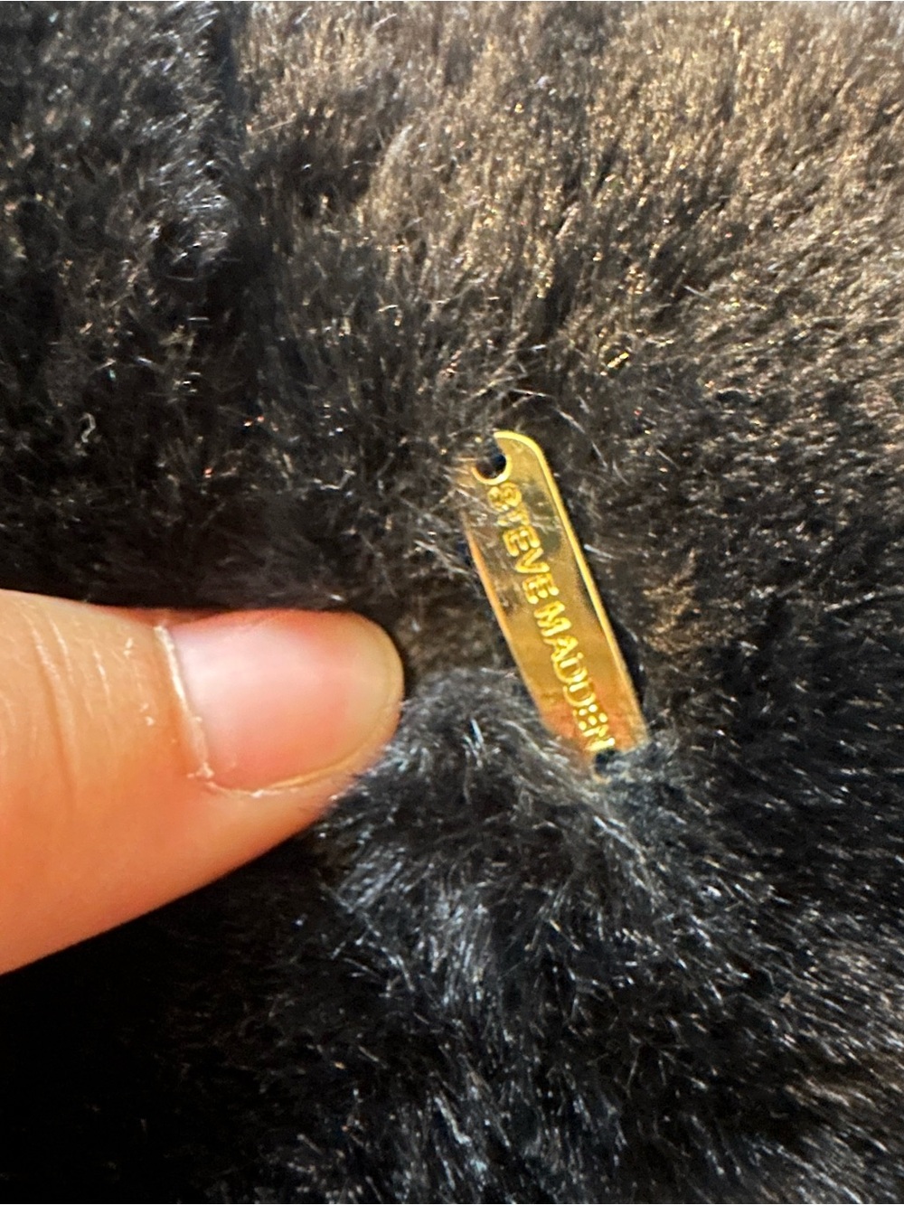 Steve Madden Black Faux Fur Bucket Hat with Gold Logo - Picture 2 of 4